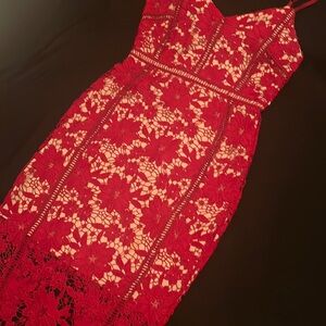 RED LACE DRESS ❤️crimson red lace dress ,ladies size  USA 4